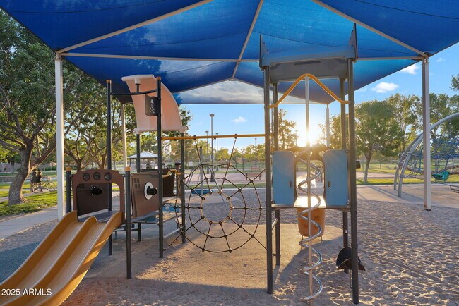 Building Photo - 4756 E Ironhorse Rd