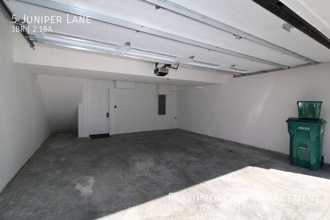 Building Photo - 5 Juniper Ln
