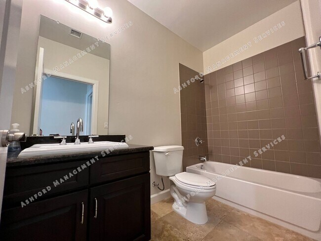 Building Photo - Scottsdale Luxury 2 Bed Condo with Mountain Views - Gated Artesia - Utilities Included