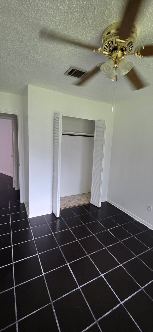 Building Photo - 2606 Lemonwood Ln