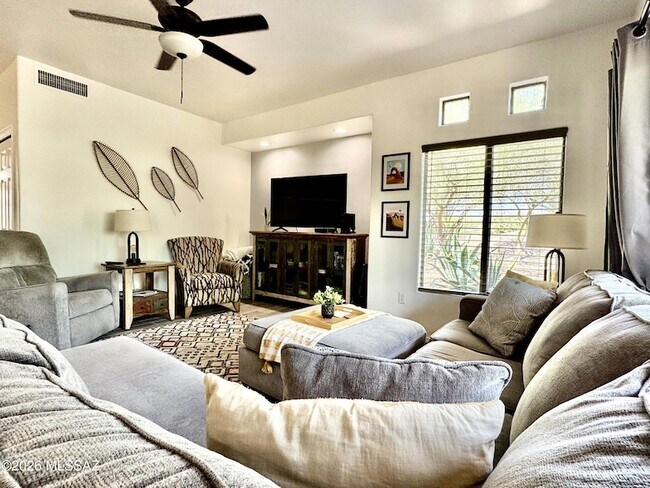 Building Photo - 655 W Vistoso Highlands Dr