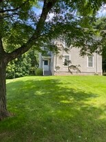 Building Photo - 20 Church St