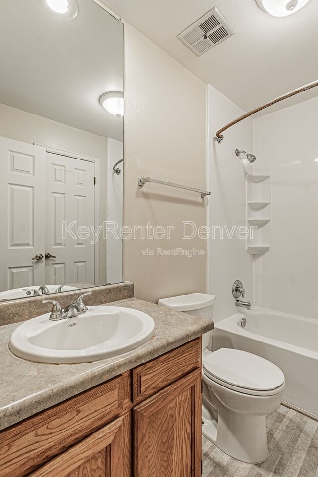 Building Photo - 14129 E Warren Pl