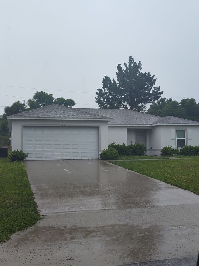 FULLY FURNISHED HOME......MARION OAKS - 15768 SW 19th Avenue Rd Ocala ...