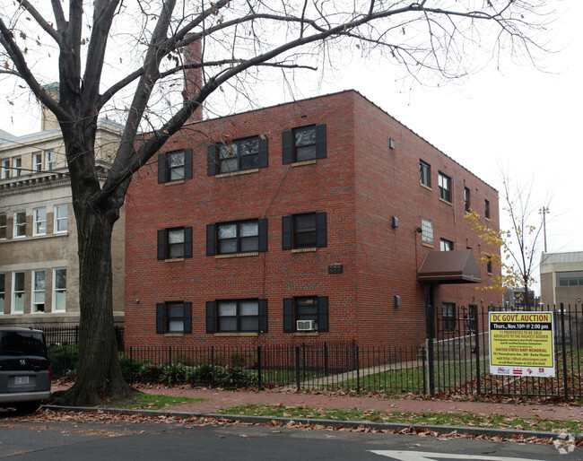 Building Photo - 200 P St NW