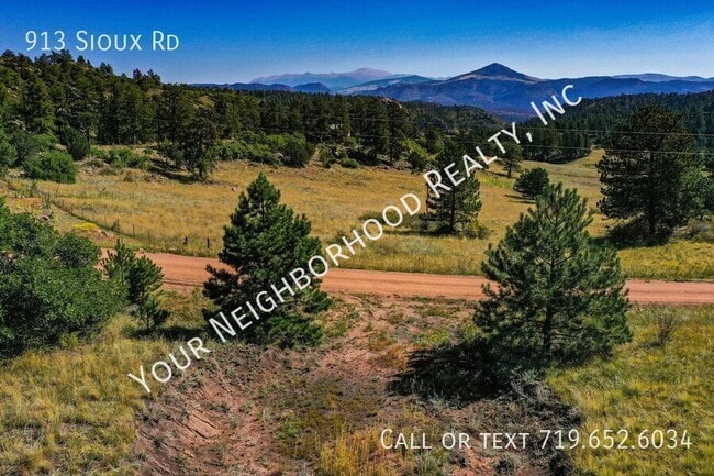 Building Photo - 913 Sioux Rd