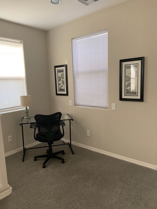 Building Photo - LOVELY COOLEY STATION HOME IN PRIME GILBERT AREA