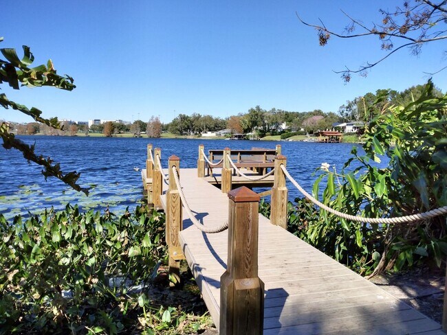 Building Photo - LAKE FRONT on Lake Highland!