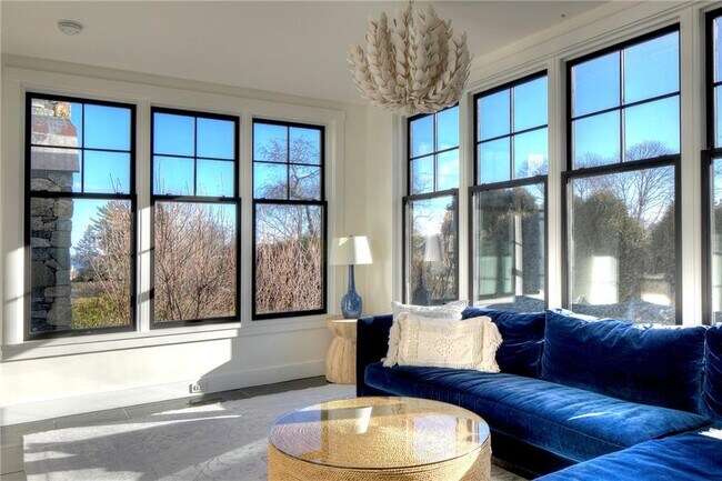 Building Photo - 766 Indian Ave