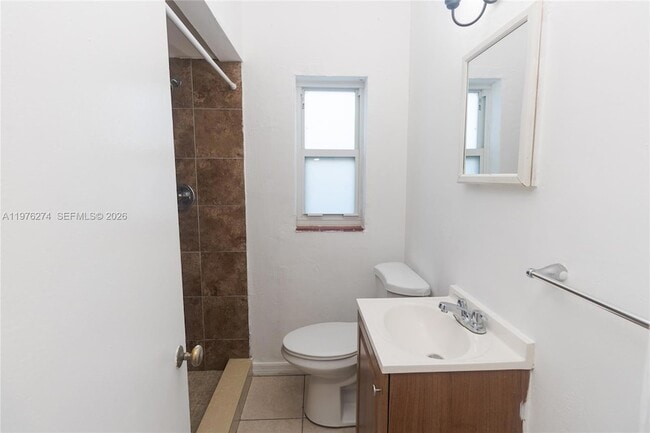 Building Photo - 1840 Fillmore St