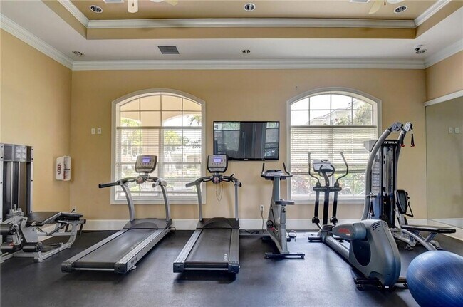 Building Photo - 9833 Baywinds Blvd