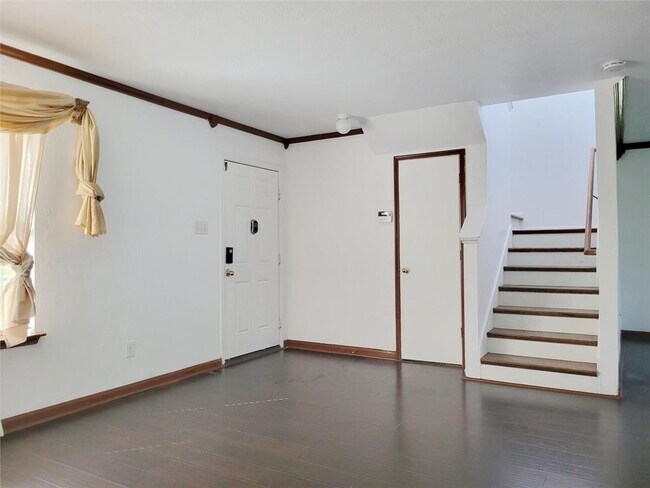Building Photo - 4707 Meadowthorn Ct
