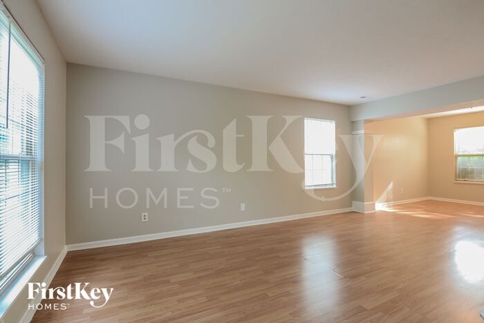 Building Photo - 3922 Gray Arbor Dr