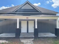 Building Photo - 2642 Summit Ave
