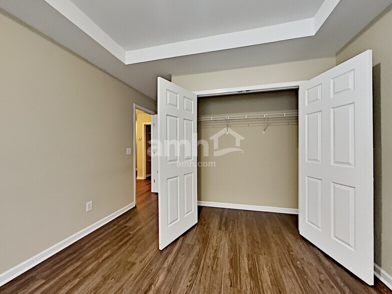 Building Photo - 1209 Bending Creek Dr
