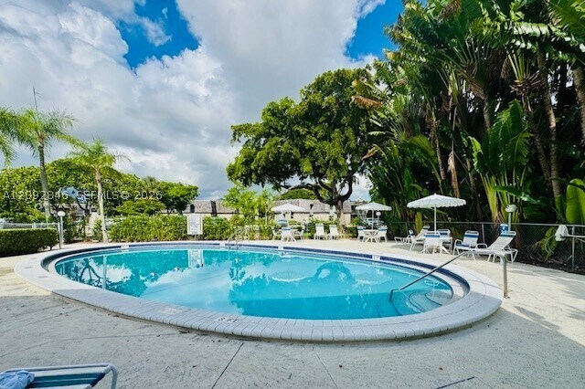 Building Photo - 3105 Oakland Shores Dr