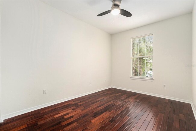 Building Photo - 2622 W Horatio St