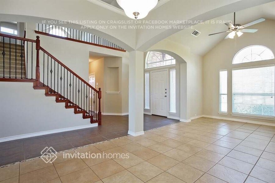 Building Photo - 116 Monticello Dr