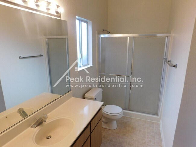 Building Photo - Spacious 3bd/2ba North Sacramento House with 2-Car Garage