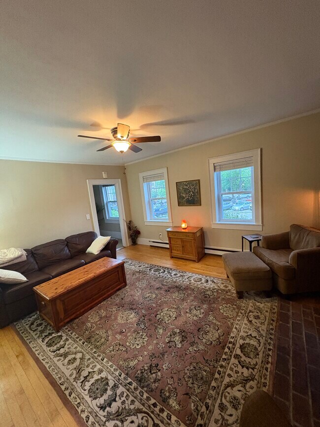 Living Room - 69 Middle St