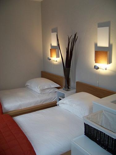 Building Photo - 435 Hanover St