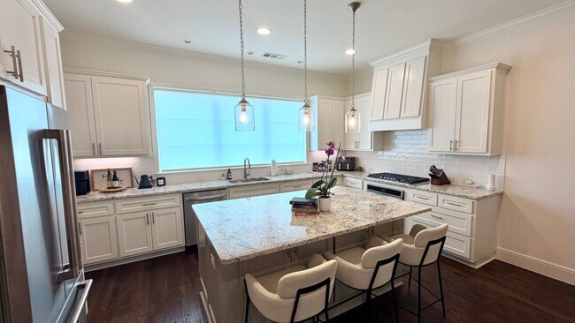 Building Photo - 4233 Watercourse Dr