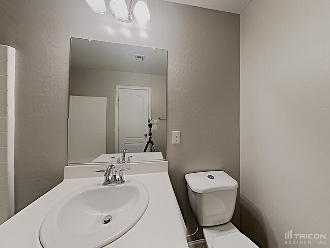 Building Photo - 9029 Good Humored Ct