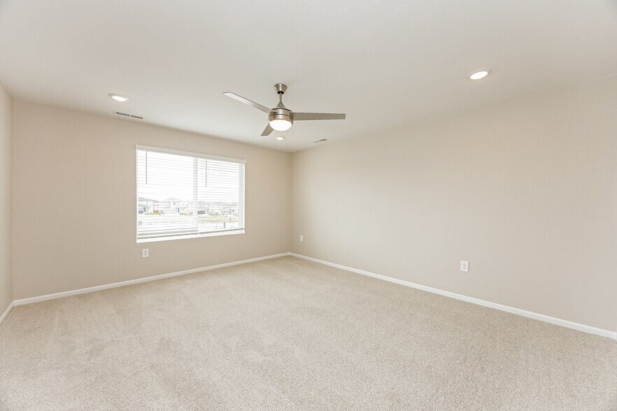 Building Photo - 11451 Lake Trout Dr