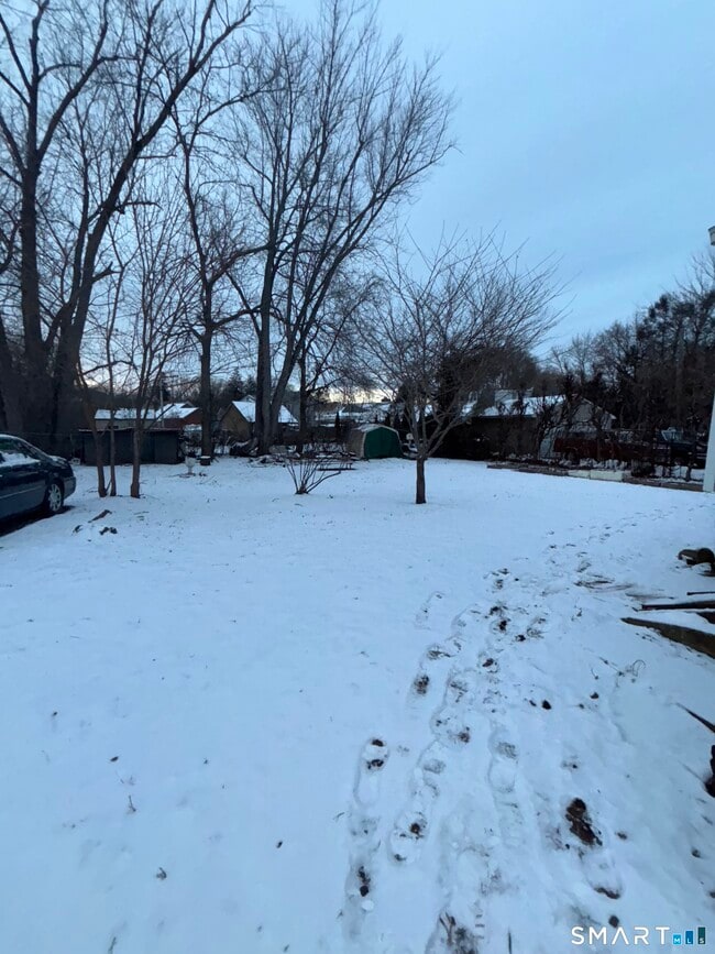 Building Photo - 456 N Main St