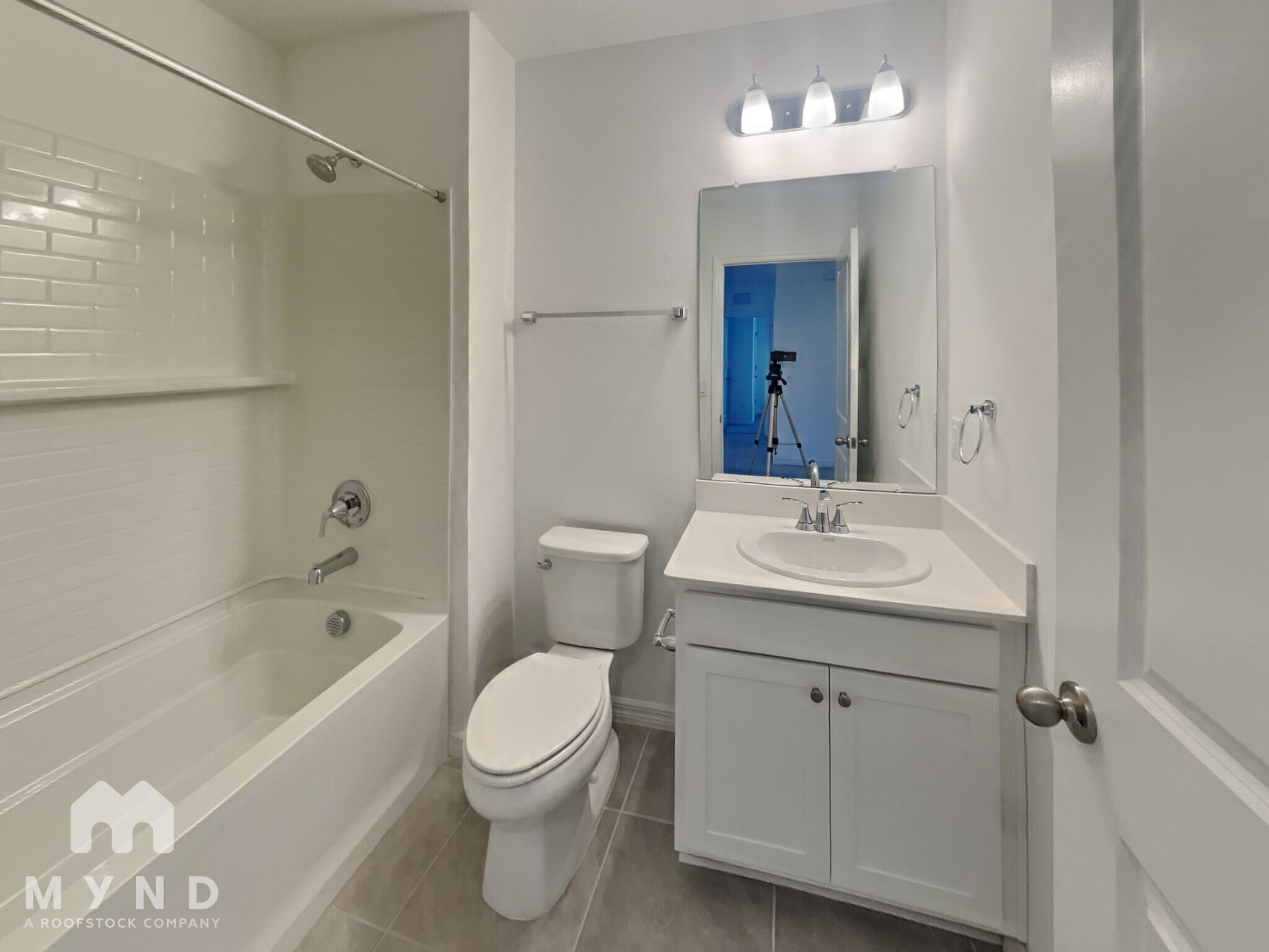 Building Photo - 6978 Faben Ln