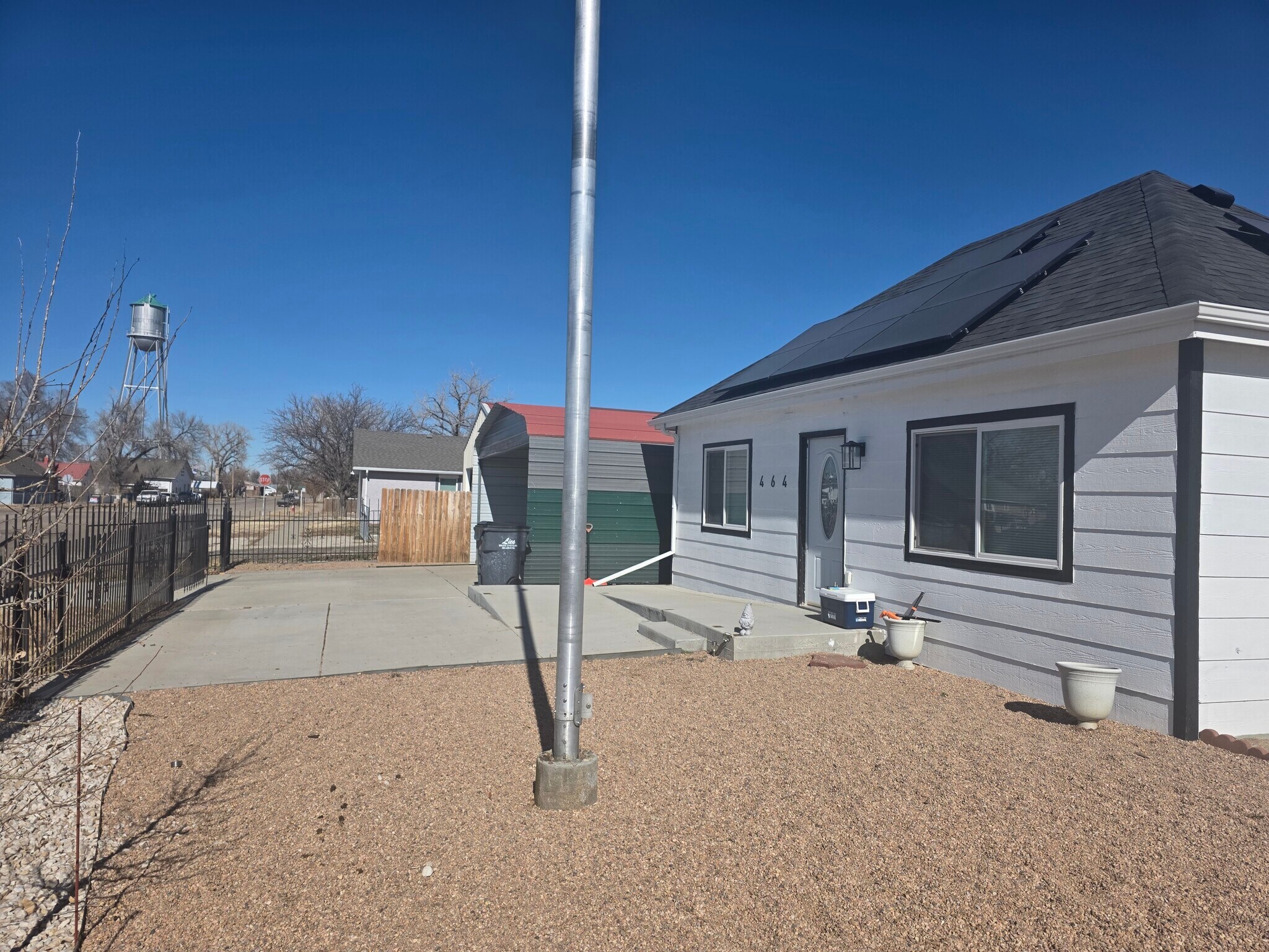 Building Photo - 464 2nd Ave