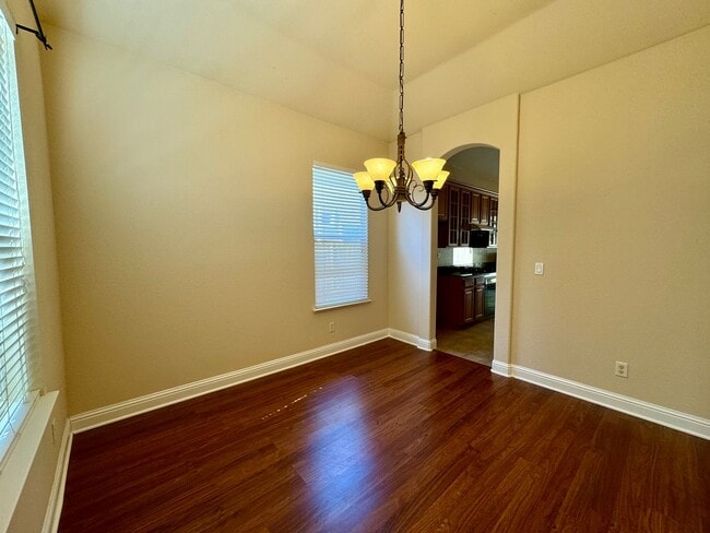 Building Photo - Beautiful Four-Bedroom Home Available in Folsom!