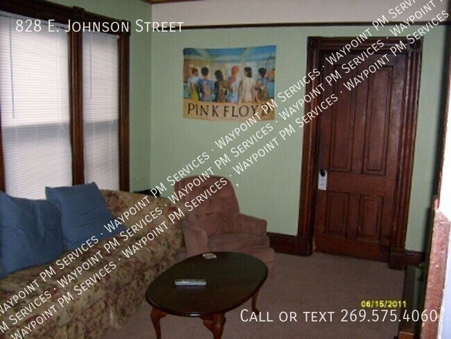 Building Photo - 828 E Johnson St