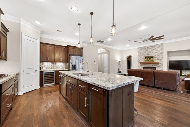 Building Photo - 32607 Wingfoot Cir