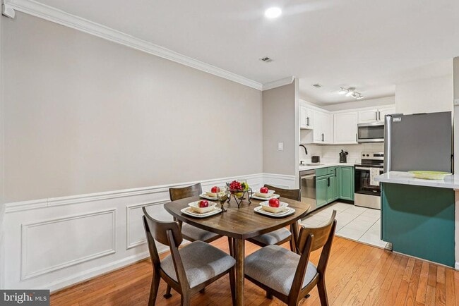 Building Photo - 18202 Chalet Dr