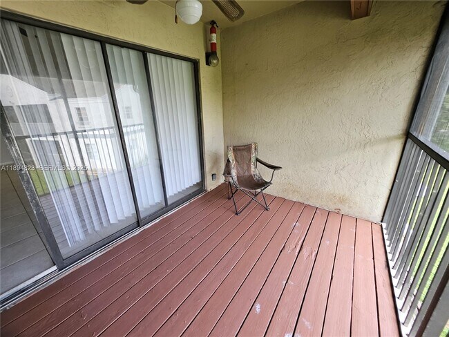 Building Photo - 2511 NW 56th Ave