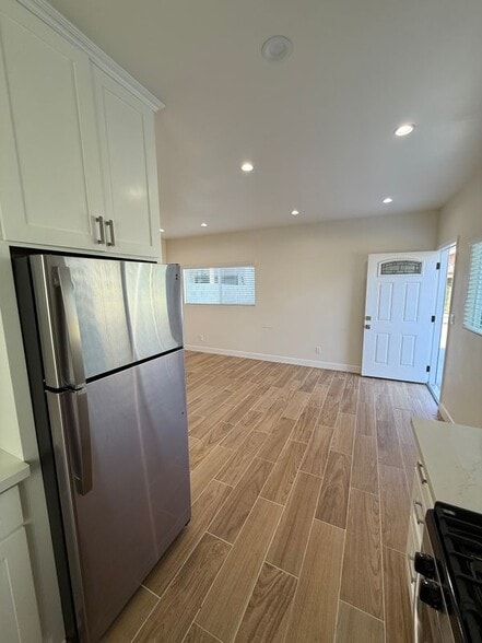 Building Photo - 4524 W 133rd St