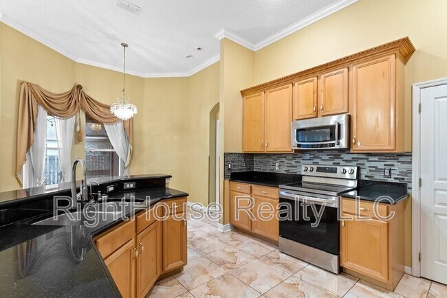 Building Photo - 1037 Bridgeway Blvd