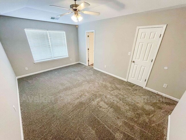 Building Photo - 4682 Liberty Square Dr