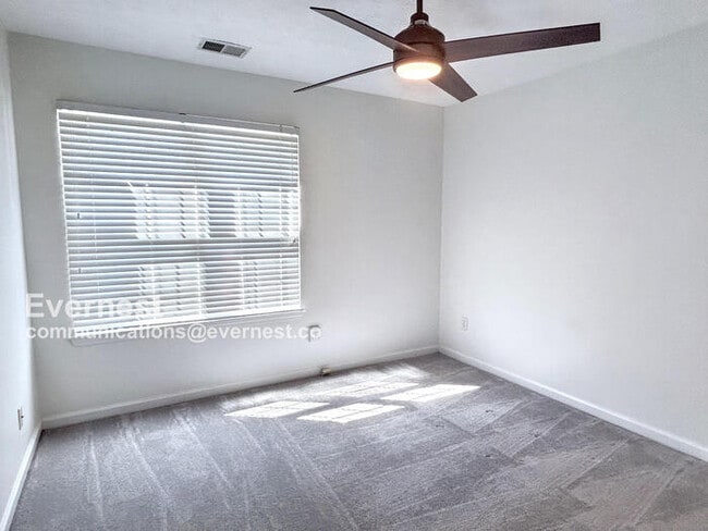 Building Photo - 1535 Heatherton Rd