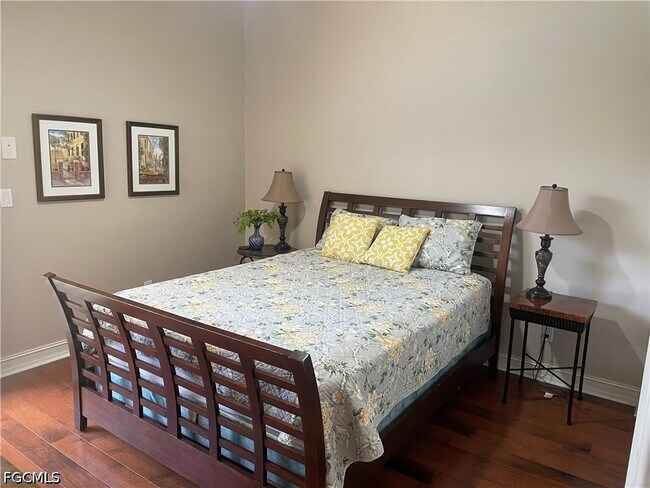 Building Photo - 8314 Provencia Ct