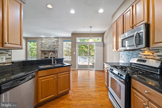 Building Photo - 261 Tall Trees Cir