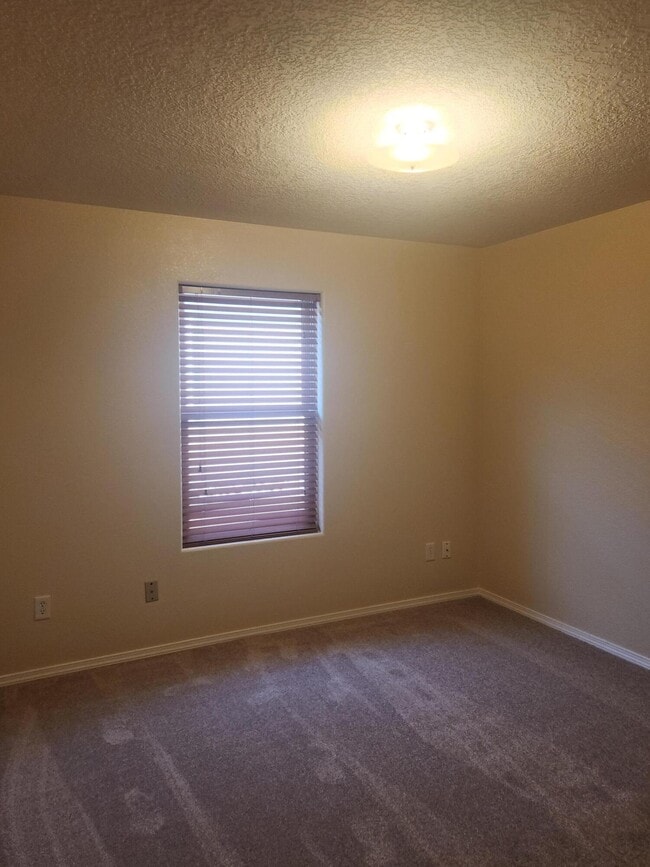 Building Photo - 6548 Ancients Rd NW