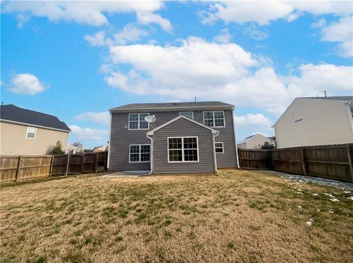 Building Photo - 2518 Macleod St