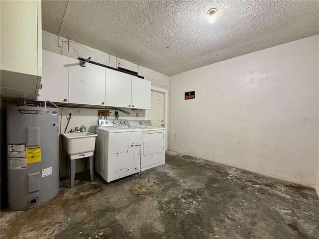 Building Photo - 4100 45th Ave N