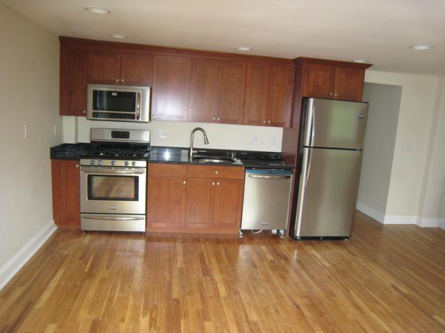 Primary Photo - 59 Day St