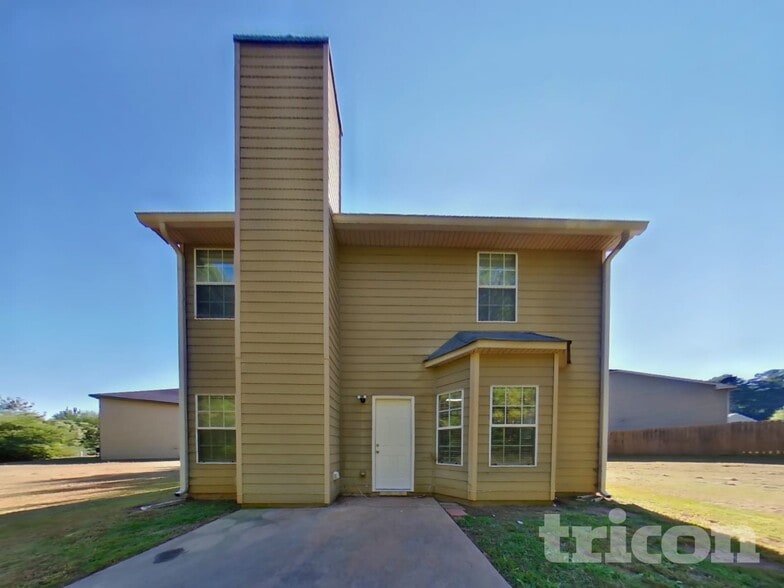 Building Photo - 7340 St Agnes Way