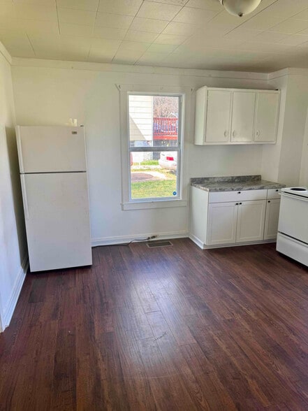 Building Photo - 21 Dallas Ave