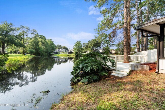 Building Photo - 10538 Broomsedge Ct