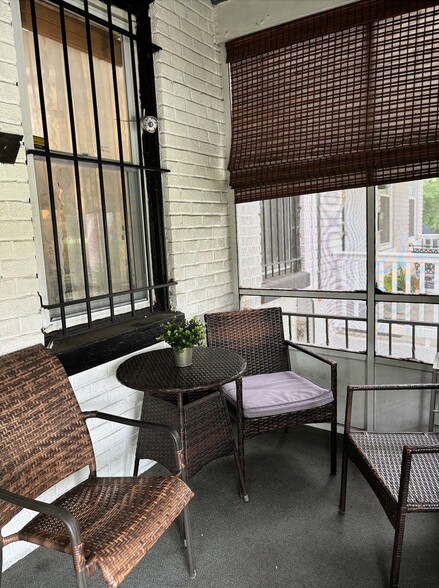 Building Photo - 1403 West Virginia Ave NE